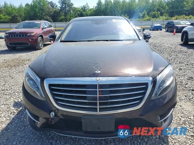 Piąte zdjęcie samochodu w środku: 2016 MERCEDES-BENZ S 550 4MATIC VIN:WDDUG8FB6GA257775 - miniatura