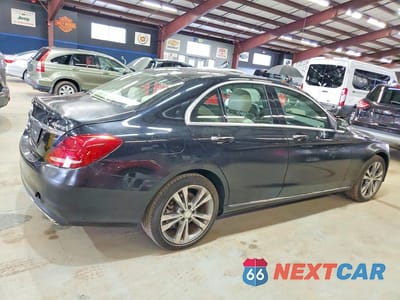 Trzecie zdjęcie samochodu z tyłu: 2015 MERCEDES-BENZ C 300 4MATIC VIN:55SWF4KB6FU040462 - miniatura