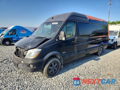 2015 MERCEDES BENZ SPRINTER 2500 WD3PE8DCXF5975954 - główne zdjęcie licytacji z USA - miniatura