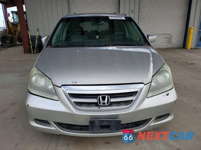 Piąte zdjęcie samochodu w środku: 2005 HONDA ODYSSEY EXL VIN:5FNRL38785B001990 - miniatura