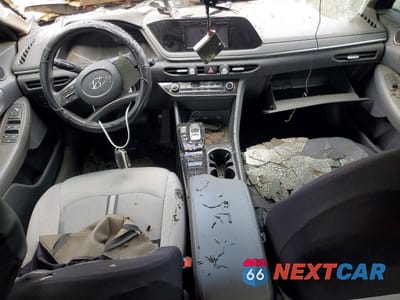 Zdjęcie 8 z 12 samochodu: 2021 HYUNDAI SONATA SE VIN:5NPEG4JA5MH116013 - miniatura