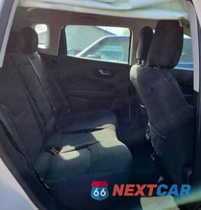 Zdjęcie 10 z 12 samochodu: 2020 JEEP COMPASS SPORT VIN:3C4NJDAB3LT248812 - miniatura