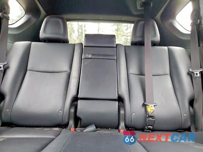 Zdjęcie 10 z 13 samochodu: 2018 TOYOTA RAV4 HV SE VIN:JTMJJREV7JD217582 - miniatura