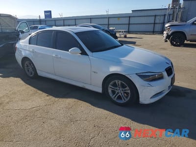Czwarte zdjęcie samochodu z boku: 2008 BMW 328 XI VIN:WBAVC93568K039584 - miniatura