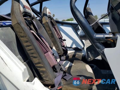 Zdjęcie 6 z 10 samochodu: 2015 POLARIS RZR UTILITY VEHICLE VIN:3NSVFE993FF440970 - miniatura