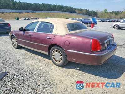 Drugie zdjęcie samochodu z przodu: 2006 LINCOLN TOWN CAR DESIGNER VIN:1LNHM83V26Y647423 - miniatura