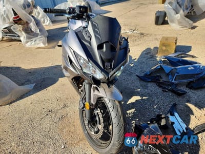 Drugie zdjęcie samochodu z przodu: 2021 KAWASAKI EX650 N VIN:ML5EXEN13MDA32887 - miniatura