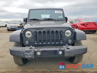 Piąte zdjęcie samochodu w środku: 2018 JEEP WRANGLER UNLIMITED SAHARA VIN:1C4BJWEG9JL868416 - miniatura