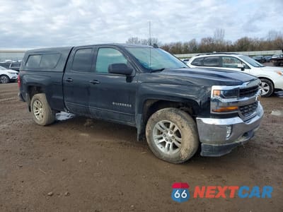 Czwarte zdjęcie samochodu z boku: 2019 CHEVROLET SILVERADO LD K1500 LT VIN:2GCVKPEC5K1192616 - miniatura