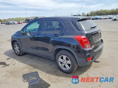Drugie zdjęcie samochodu z przodu: 2020 CHEVROLET TRAX LS VIN:3GNCJNSB3LL338075 - miniatura