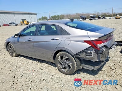 Drugie zdjęcie samochodu z przodu: 2025 HYUNDAI ELANTRA SEL SPORT VIN:KMHLM4DG7SU885742 - miniatura