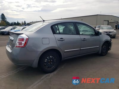 Trzecie zdjęcie samochodu z tyłu: 2011 NISSAN SENTRA 2.0 VIN:3N1AB6AP1BL630390 - miniatura