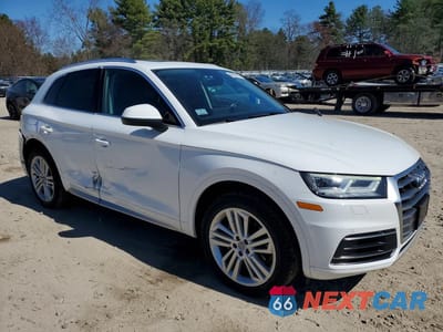 Czwarte zdjęcie samochodu z boku: 2019 AUDI Q5 PREMIUM PLUS VIN:WA1BNAFY2K2123765 - miniatura