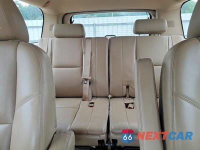 Zdjęcie 10 z 13 samochodu: 2013 CHEVROLET SUBURBAN C1500 LTZ VIN:1GNSCKE05DR311033 - miniatura