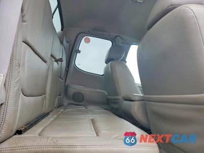 Zdjęcie 10 z 12 samochodu: 2000 TOYOTA TUNDRA ACCESS CAB LIMITED VIN:5TBBT4816YS095881 - miniatura