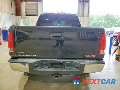 Zdjęcie 6 z 12 samochodu: 2011 GMC SIERRA C1500 SL VIN:3GTP1UEA6BG224358 - miniatura