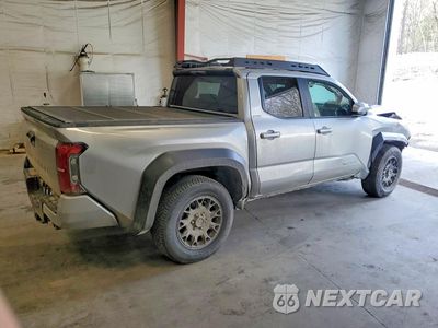 Trzecie zdjęcie samochodu z tyłu: 2025 TOYOTA TACOMA SR5 VIN:3TMLB5JN7SM149987 - miniatura