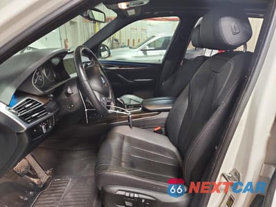 Zdjęcie 7 z 14 samochodu: 2018 BMW X5 XDRIVE35I VIN:5UXKR0C56J0X84139 - miniatura