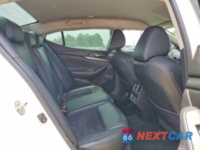 Zdjęcie 10 z 12 samochodu: 2018 NISSAN MAXIMA 3.5 SR VIN:1N4AA6AP7JC364681 - miniatura