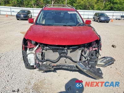 Piąte zdjęcie samochodu w środku: 2017 NISSAN ROGUE S VIN:JN8AT2MV2HW271359 - miniatura