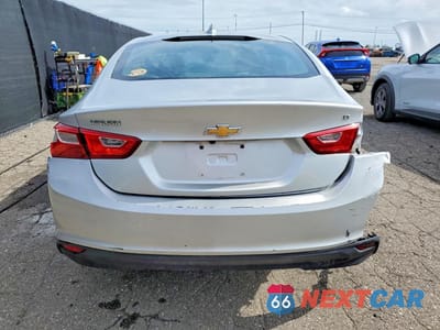 Zdjęcie 6 z 12 samochodu: 2018 CHEVROLET MALIBU LT VIN:1G1ZD5STXJF151614 - miniatura