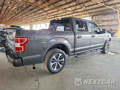 Trzecie zdjęcie samochodu z tyłu: 2019 FORD F150 SUPERCREW VIN:1FTEW1C55KKC98831 - miniatura