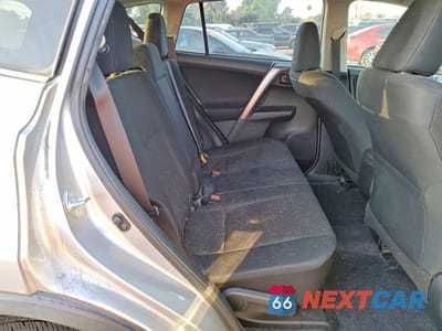 Zdjęcie 11 z 13 samochodu: 2018 TOYOTA RAV4 LE VIN:JTMZFREV1JJ197481 - miniatura