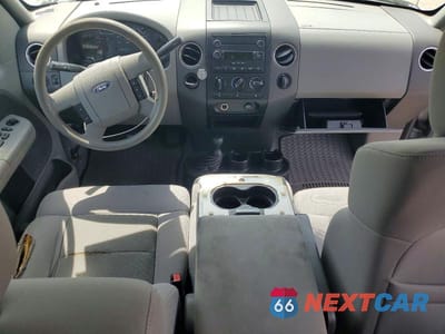 Zdjęcie 8 z 12 samochodu: 2005 FORD F150 VIN:1FTPX14555FA70183 - miniatura