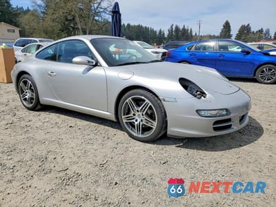 Czwarte zdjęcie samochodu z boku: 2005 PORSCHE 911 NEW GENERATION CARRERA VIN:WP0AA29945S717186 - miniatura