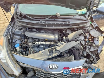 Zdjęcie 11 z 12 samochodu: 2016 KIA FORTE LX VIN:KNAFK4A68G5542391 - miniatura