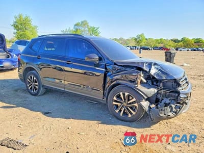 Czwarte zdjęcie samochodu z boku: 2022 VOLKSWAGEN TIGUAN S VIN:3VV0B7AX1NM072166 - miniatura