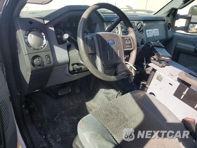 Zdjęcie 8 z 13 samochodu: 2016 FORD F450 SD AMBULANCE VIN:1FD0X4GT9GEC72719 - miniatura