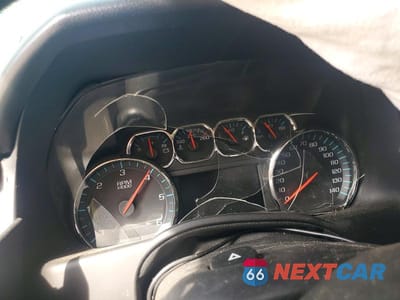 Zdjęcie 9 z 13 samochodu: 2015 CHEVROLET SUBURBAN K1500 LT VIN:1GNSKJKC0FR747352 - miniatura
