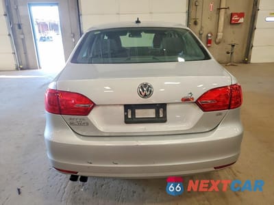 Zdjęcie 6 z 11 samochodu: 2014 VOLKSWAGEN JETTA SE VIN:3VWD17AJ4EM293868 - miniatura