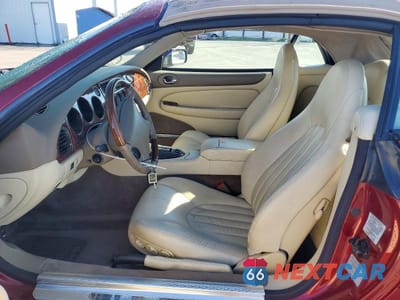 Zdjęcie 7 z 12 samochodu: 1997 JAGUAR XK8 VIN:SAJGX2744VC016501 - miniatura