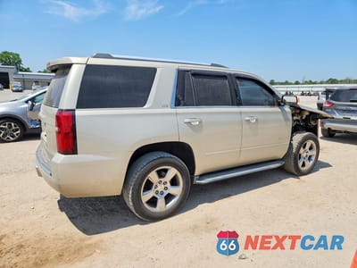 Trzecie zdjęcie samochodu z tyłu: 2015 CHEVROLET TAHOE C1500 LTZ VIN:1GNSCCKC8FR246220 - miniatura