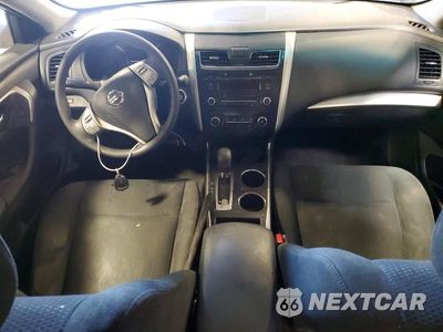 Zdjęcie 8 z 12 samochodu: 2015 NISSAN ALTIMA 2.5 S VIN:1N4AL3AP1FC292151 - miniatura