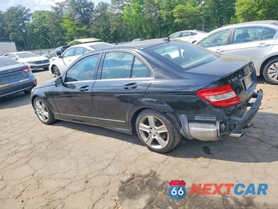 Drugie zdjęcie samochodu z przodu: 2010 MERCEDES-BENZ C 300 4MATIC VIN:WDDGF8BB7AF458729 - miniatura