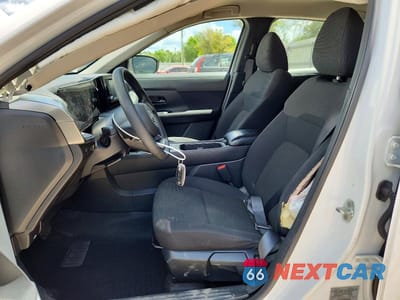 Zdjęcie 7 z 13 samochodu: 2025 NISSAN KICKS S VIN:3N8AP6BA2SL323193 - miniatura