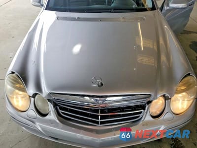 Zdjęcie 11 z 12 samochodu: 2008 MERCEDES-BENZ E 350 VIN:WDBUF56X78B297901 - miniatura
