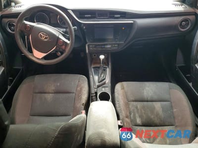 Zdjęcie 8 z 12 samochodu: 2019 TOYOTA COROLLA LE VIN:2T1BURHE9KC189483 - miniatura