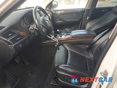 Zdjęcie 7 z 11 samochodu: 2013 BMW X5 XDRIVE35I VIN:5UXZV4C58D0E10527 - miniatura
