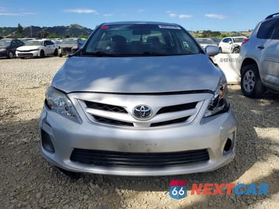 Piąte zdjęcie samochodu w środku: 2011 TOYOTA COROLLA LE VIN:JTDBU4EE5B9166392 - miniatura