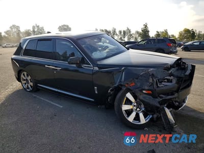 Czwarte zdjęcie samochodu z boku: 2020 ROLLS-ROYCE CULLINAN VIN:SLATV4C00LU200933 - miniatura