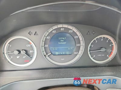 Zdjęcie 9 z 12 samochodu: 2009 MERCEDES-BENZ C 300 4MATIC VIN:WDDGF81X29F232512 - miniatura