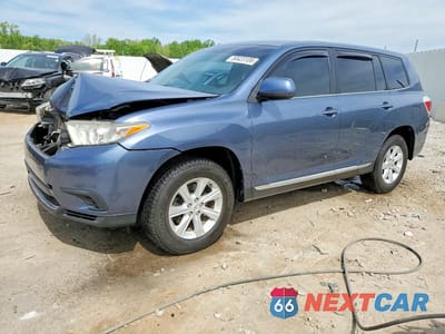 2013 TOYOTA HIGHLANDER BASE 5TDZA3EH6DS034581 - główne zdjęcie licytacji z USA - miniatura