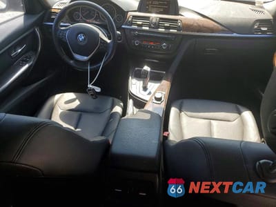 Zdjęcie 8 z 12 samochodu: 2014 BMW 328 I VIN:WBA3A5C54EF604912 - miniatura