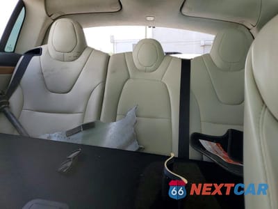 Zdjęcie 10 z 13 samochodu: 2019 TESLA MODEL X VIN:5YJXCAE25KF181347 - miniatura