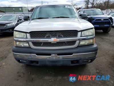 Piąte zdjęcie samochodu w środku: 2004 CHEVROLET SILVERADO K1500 VIN:2GCEK19T341146471 - miniatura