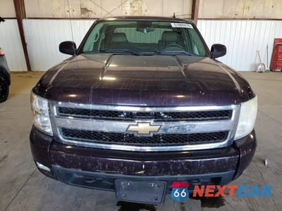 Piąte zdjęcie samochodu w środku: 2008 CHEVROLET SILVERADO K1500 VIN:2GCEK13J781254248 - miniatura